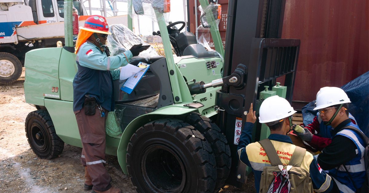 Foto Featured pada artikel Fokus pada K3, Asiana Gandeng PT Davai Karya Pratama Uji Riksa Forklift pada Proyek RDF di davai.co.id